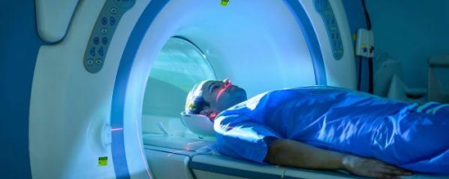 МРТ головного мозга: когда назначают и что показывает