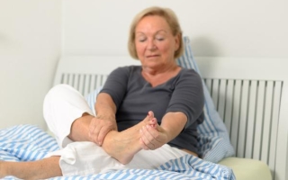 Лечение судорог ног в пожилом возрасте